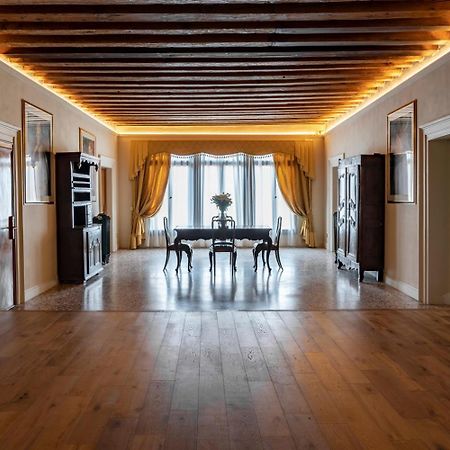 Palazzo Titti Rialto Suites Venedig Eksteriør billede