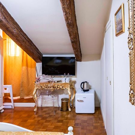 Palazzo Titti Rialto Suites Venedig Eksteriør billede