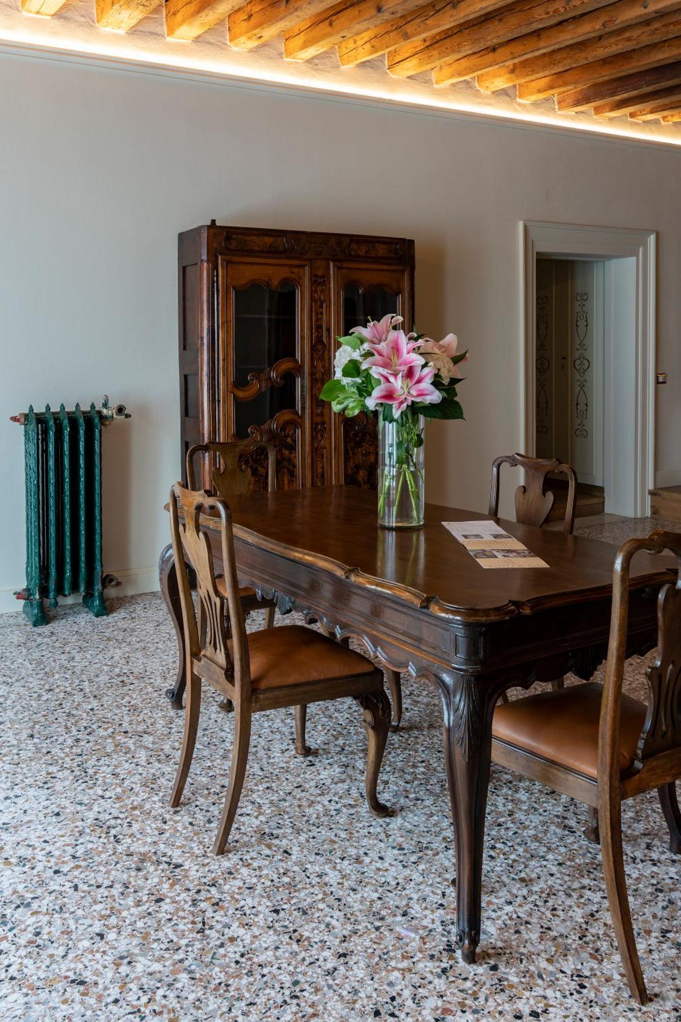 Palazzo Titti Rialto Suites Venedig Eksteriør billede