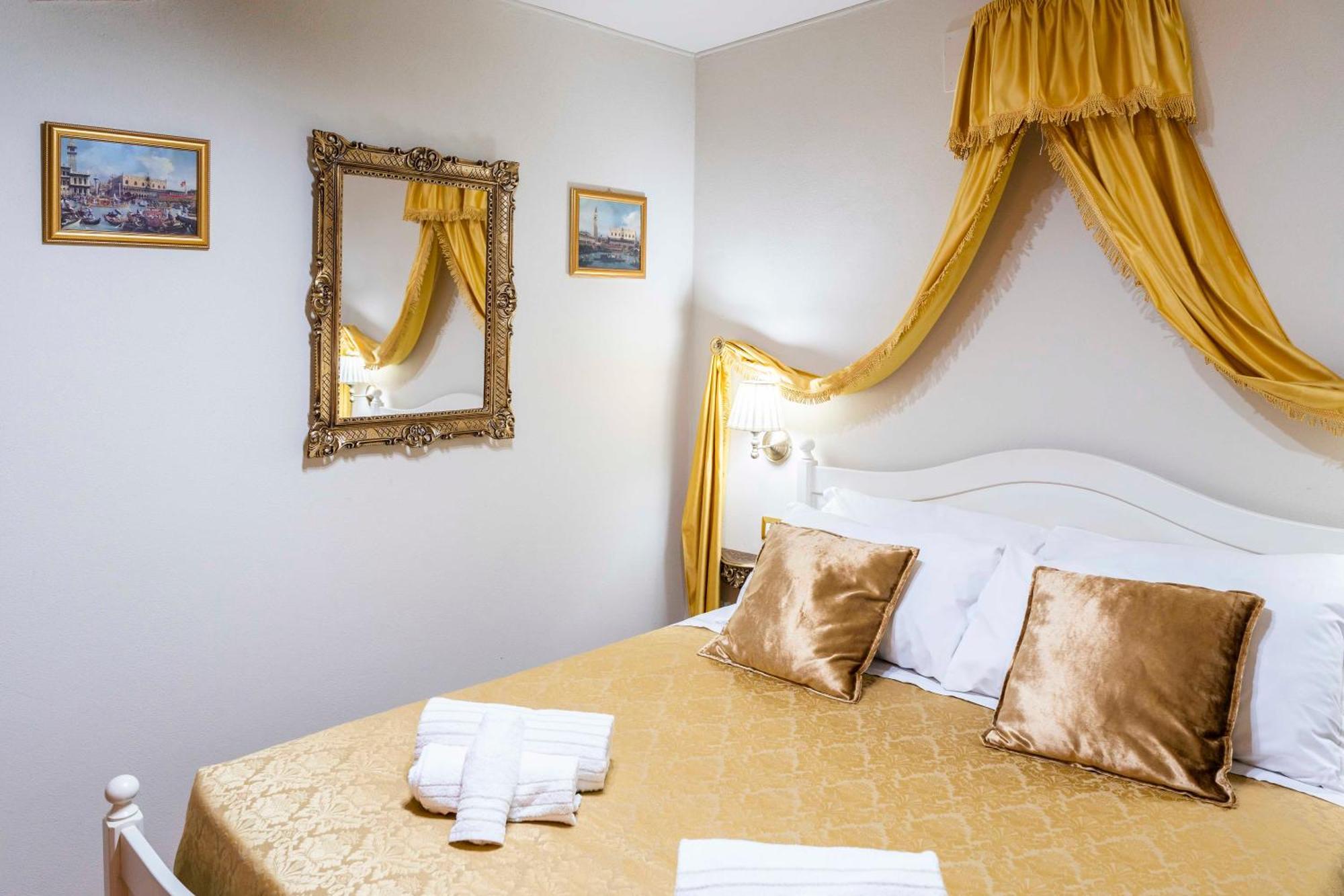 Palazzo Titti Rialto Suites Venedig Eksteriør billede