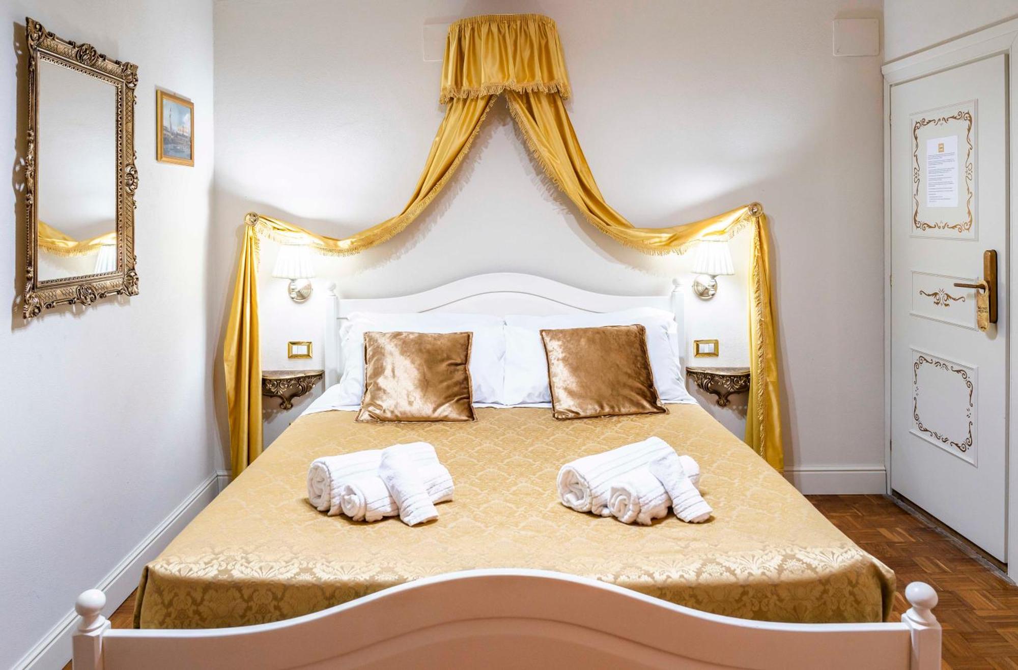 Palazzo Titti Rialto Suites Venedig Eksteriør billede