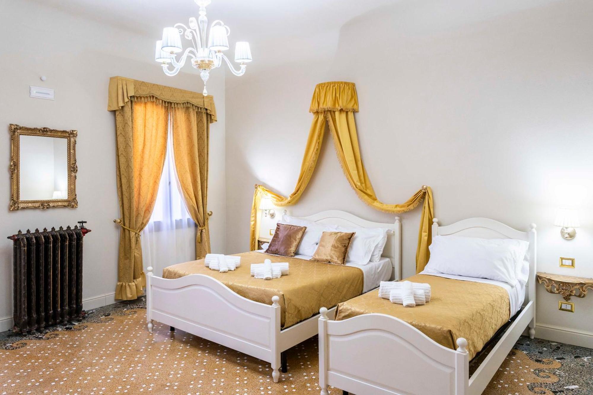 Palazzo Titti Rialto Suites Venedig Eksteriør billede